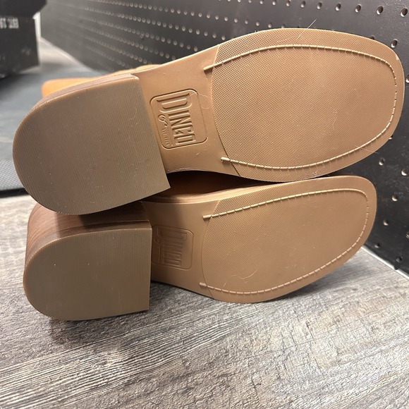 Dingo Women's 8.5 Vagabond Round Toe Pull On 2in Casual Mid Heel Knee High Tan - Picture 10 of 13